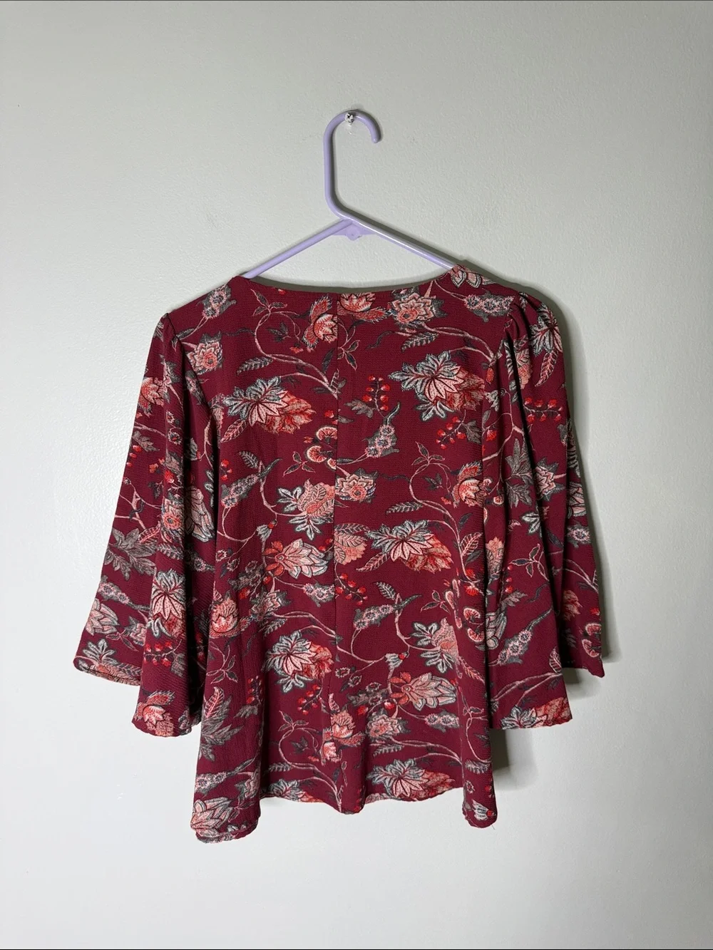 Bobeau Burgundy Floral Scoop Neck Blouse Size Large